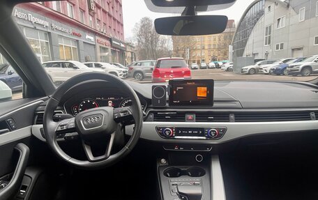 Audi A4, 2019 год, 2 860 000 рублей, 7 фотография