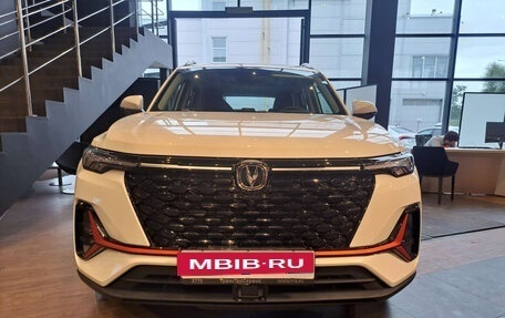 Changan CS35PLUS, 2024 год, 2 629 900 рублей, 2 фотография