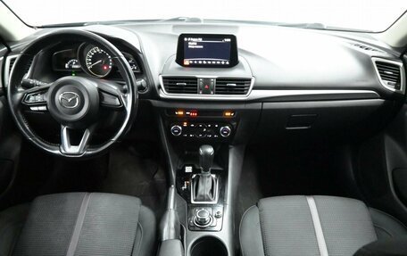 Mazda 3, 2018 год, 1 447 000 рублей, 9 фотография