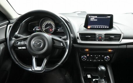 Mazda 3, 2018 год, 1 447 000 рублей, 24 фотография