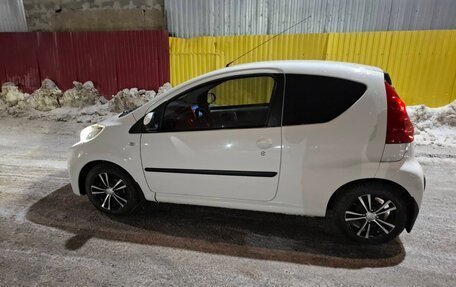 Peugeot 107 I рестайлинг, 2011 год, 495 000 рублей, 5 фотография