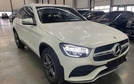 Mercedes-Benz GLC, 2024 год, 9 599 000 рублей, 2 фотография