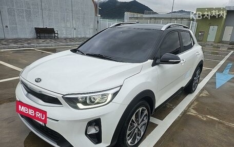 KIA Stonic, 2020 год, 1 080 000 рублей, 2 фотография