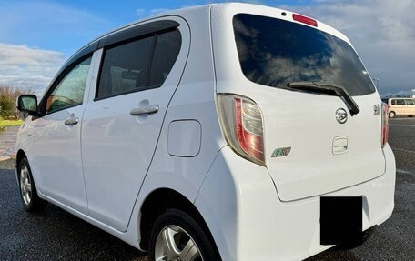 Daihatsu Mira e:S I рестайлинг, 2012 год, 560 016 рублей, 7 фотография