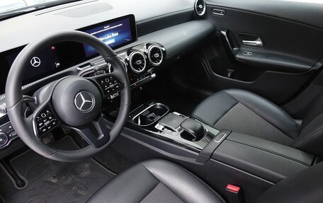 Mercedes-Benz CLA, 2019 год, 2 450 000 рублей, 7 фотография