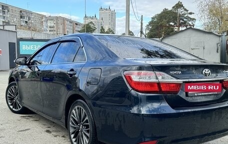 Toyota Camry, 2015 год, 2 070 000 рублей, 10 фотография