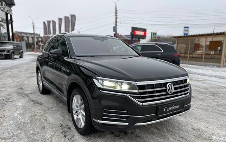 Volkswagen Touareg III, 2018 год, 3 800 000 рублей, 3 фотография