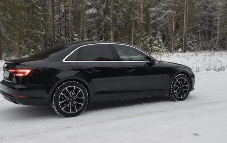 Audi A4, 2019 год, 2 300 000 рублей, 7 фотография