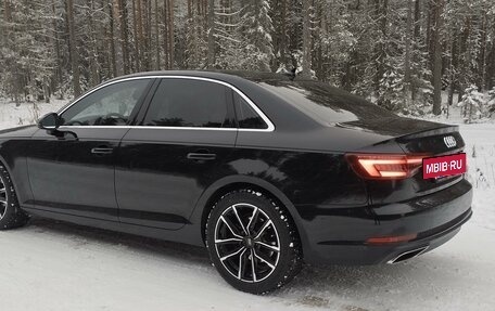 Audi A4, 2019 год, 2 300 000 рублей, 9 фотография