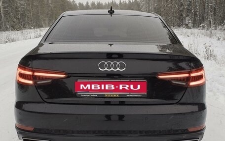 Audi A4, 2019 год, 2 300 000 рублей, 8 фотография