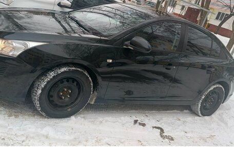 Chevrolet Cruze II, 2013 год, 600 000 рублей, 2 фотография