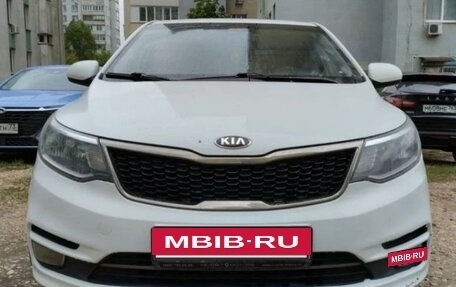 KIA Rio III рестайлинг, 2016 год, 900 000 рублей, 2 фотография