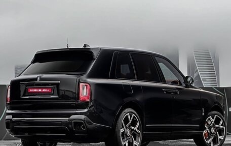 Rolls-Royce Cullinan, 2024 год, 109 000 000 рублей, 4 фотография