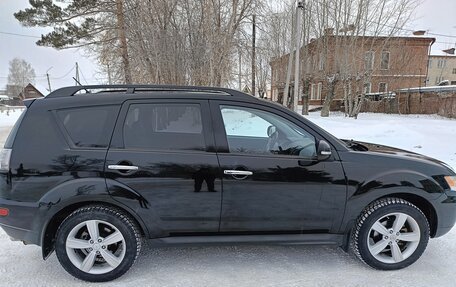 Mitsubishi Outlander III рестайлинг 3, 2012 год, 1 800 000 рублей, 2 фотография