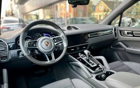 Porsche Cayenne III, 2022 год, 13 490 000 рублей, 24 фотография