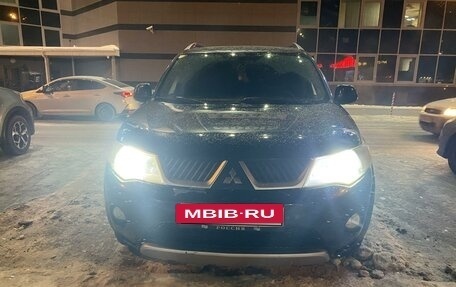 Mitsubishi Outlander III рестайлинг 3, 2008 год, 1 330 000 рублей, 2 фотография