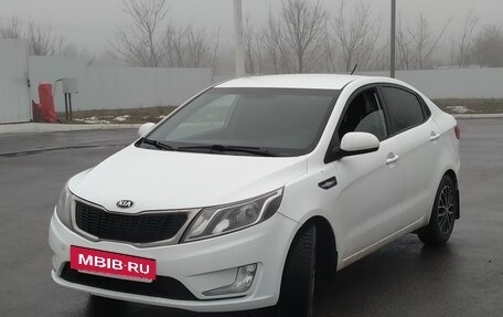 KIA Rio III рестайлинг, 2014 год, 850 000 рублей, 4 фотография