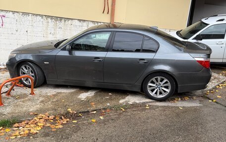 BMW 5 серия, 2005 год, 850 000 рублей, 2 фотография