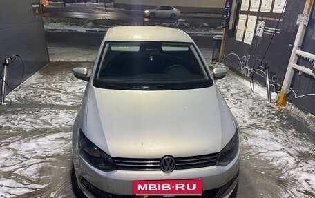 Volkswagen Polo VI (EU Market), 2012 год, 750 000 рублей, 3 фотография