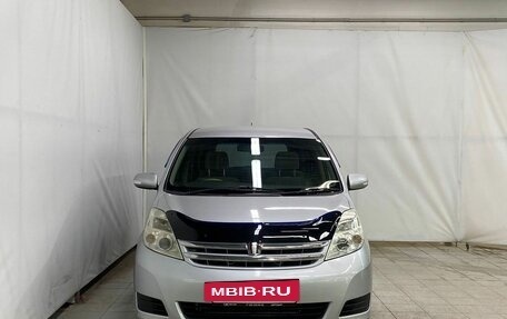 Toyota ISis I, 2010 год, 1 210 000 рублей, 2 фотография