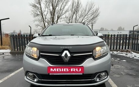 Renault Logan II, 2018 год, 819 900 рублей, 2 фотография