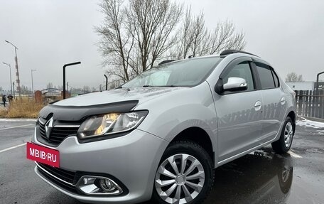 Renault Logan II, 2018 год, 819 900 рублей, 3 фотография