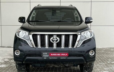 Toyota Land Cruiser Prado 150 рестайлинг 2, 2015 год, 3 399 000 рублей, 2 фотография