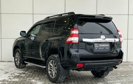 Toyota Land Cruiser Prado 150 рестайлинг 2, 2015 год, 3 399 000 рублей, 8 фотография