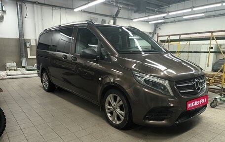 Mercedes-Benz Vito, 2018 год, 4 444 444 рублей, 2 фотография