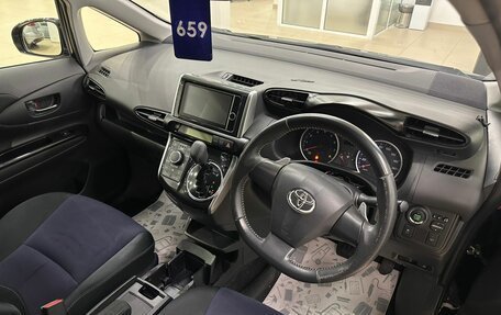 Toyota Wish II, 2013 год, 1 799 999 рублей, 11 фотография