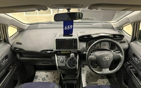 Toyota Wish II, 2013 год, 1 799 999 рублей, 16 фотография