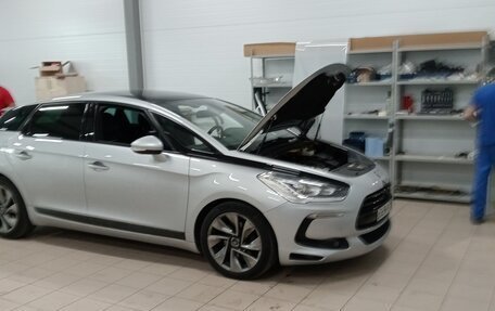 Citroen DS5, 2012 год, 1 500 000 рублей, 2 фотография