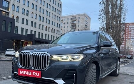 BMW X7, 2019 год, 7 490 000 рублей, 10 фотография