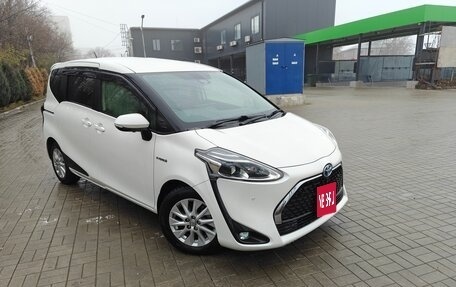 Toyota Sienta II, 2020 год, 2 200 000 рублей, 1 фотография