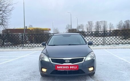 KIA cee'd I рестайлинг, 2011 год, 777 777 рублей, 2 фотография