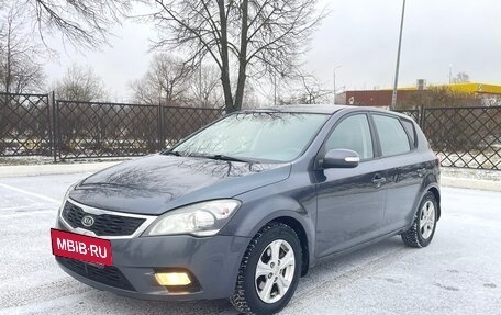 KIA cee'd I рестайлинг, 2011 год, 777 777 рублей, 3 фотография