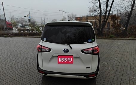 Toyota Sienta II, 2020 год, 2 200 000 рублей, 4 фотография