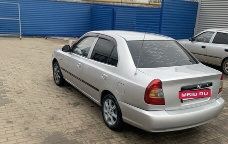 Hyundai Accent II, 2004 год, 410 000 рублей, 3 фотография