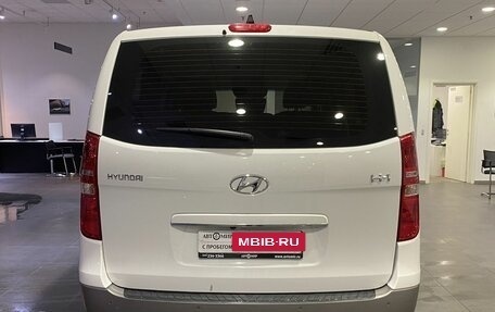 Hyundai H-1 II рестайлинг, 2021 год, 4 569 000 рублей, 6 фотография