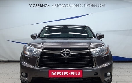 Toyota Highlander III, 2015 год, 2 960 000 рублей, 7 фотография