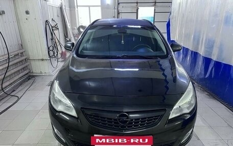 Opel Astra J, 2012 год, 570 000 рублей, 2 фотография