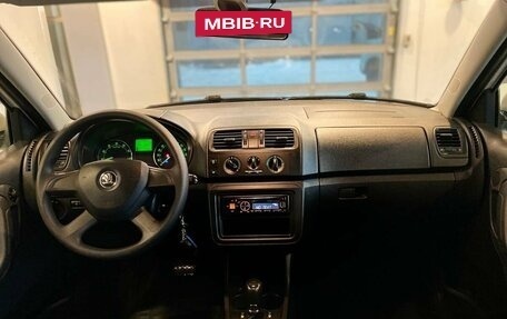 Skoda Fabia II, 2013 год, 900 000 рублей, 9 фотография