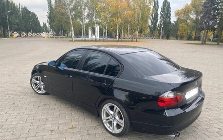 BMW 3 серия, 2005 год, 1 250 000 рублей, 26 фотография