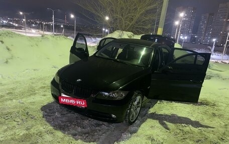 BMW 3 серия, 2005 год, 1 250 000 рублей, 24 фотография