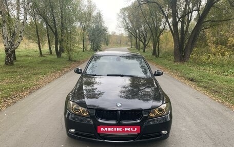 BMW 3 серия, 2005 год, 1 250 000 рублей, 38 фотография