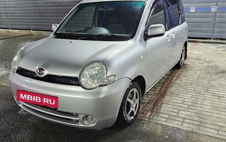 Toyota Sienta I, 2003 год, 550 000 рублей, 19 фотография