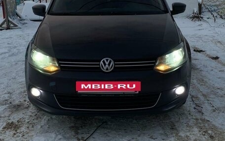 Volkswagen Polo VI (EU Market), 2015 год, 990 000 рублей, 11 фотография