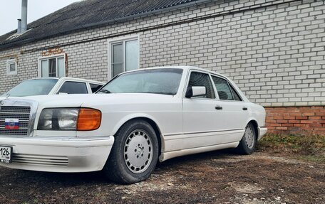 Mercedes-Benz S-Класс, 1982 год, 850 000 рублей, 1 фотография