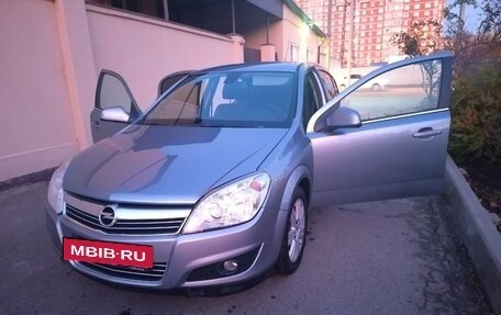 Opel Astra H, 2010 год, 750 000 рублей, 3 фотография