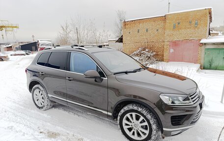 Volkswagen Touareg III, 2015 год, 2 999 999 рублей, 3 фотография